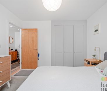 Lismore Boulevard, London - Photo 6