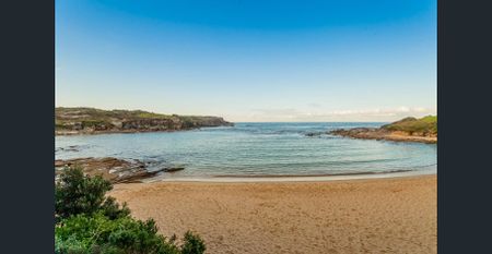 High-End Designer Luxury In An Idyllic Coastal Enclave - Photo 5