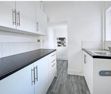 2 bedroom terraced house to rent - Photo 6