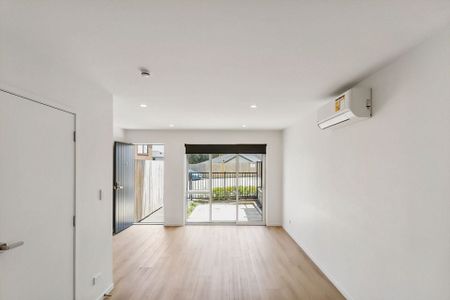 Modern 3 bdrm House in Favona - Ready to move in! - Photo 4