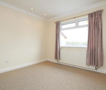 A superb modern detached three bedroom family home on a sought afte... - Photo 3