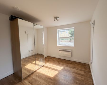 1 Bed Flat, London, N19 - Photo 4