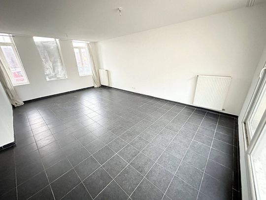 Location maison 7 pièces 160.27 m² à Roubaix (59100) - Photo 1