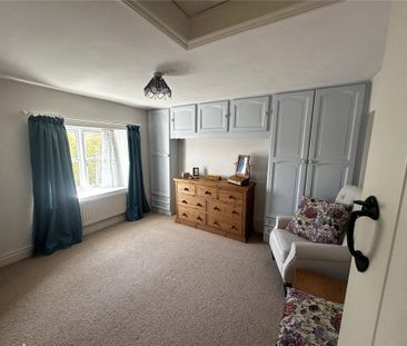 3 bedroom detached house to rent - Photo 5