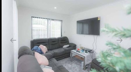 So Central, So convenient - Photo 4