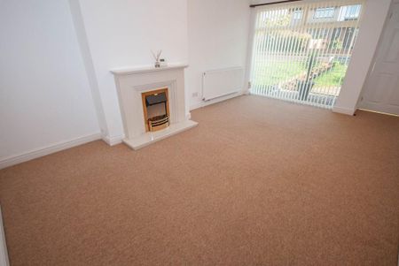 2 bedroom bungalow to rent - Photo 2