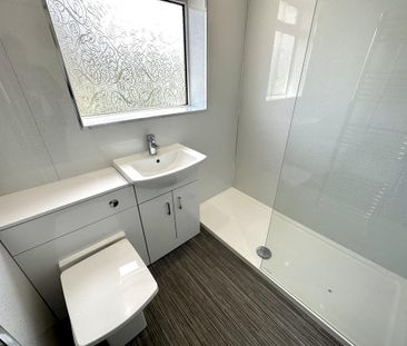 2 bedroom terraced house to rent - Photo 4