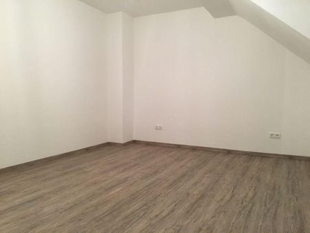 *** Gemütliche DG-Wohnung in grüner Lage! *** - Photo 4