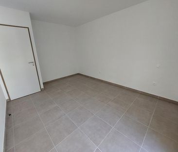 location Appartement T3 DE 66.64m² À NIMES - Photo 4