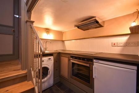 Studio to rent - Photo 5