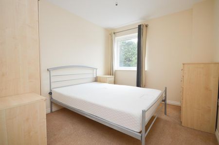 2 bedroom apartment to rent - Photo 3