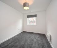 2 bed Apartment for Rent - Photo 2