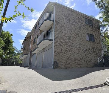 Two bed room home walking to everything - Photo 6