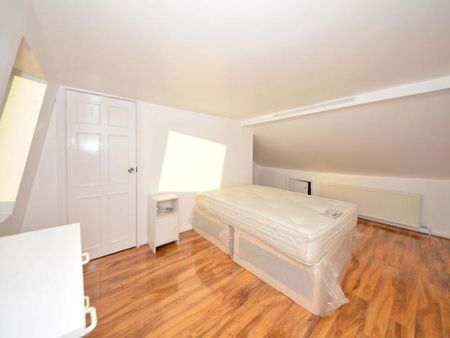 5 bedroom terraced house to rent - Photo 3