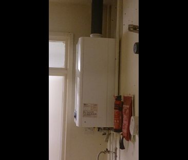 1 Bed Flat, Rufford Road, L6 - Photo 2