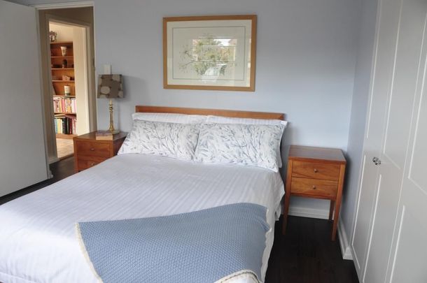 Charming 3 Bedroom Home - Photo 1