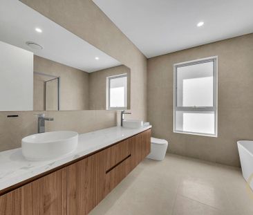 Stunning 4-Bedroom Family Home in Deanside - Photo 3