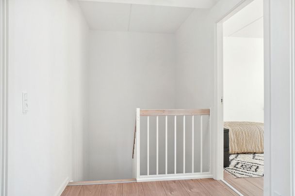 Rummeligt rækkehus i Viby J - Foto 1