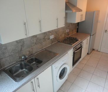 7 bedroom semi-detached house to rent - Photo 6