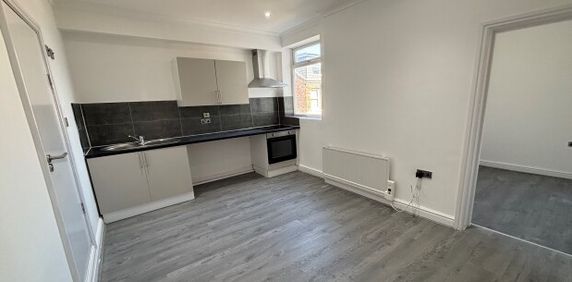 Hall Lane L7 - Photo 2