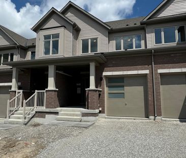 For Lease - 75 Sagewood Avenue, Barrie, Ontario - Photo 1