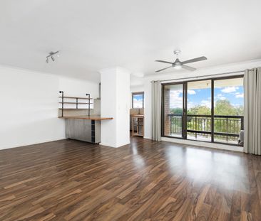 Top Floor Privacy - Photo 1