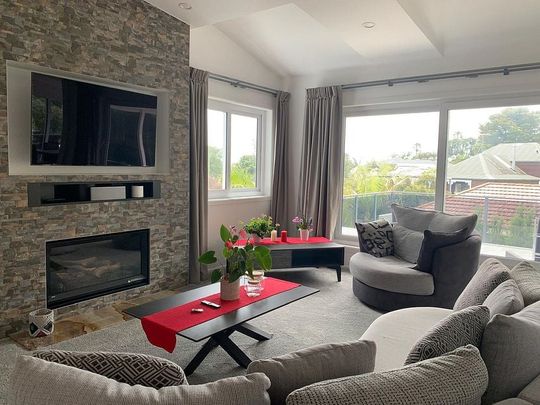 Modern Perfection in Red Beach - Photo 1