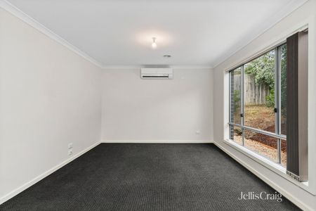 5 Silverdale Drive, Darley VIC 3340 - House For Rent | Domain - Photo 3