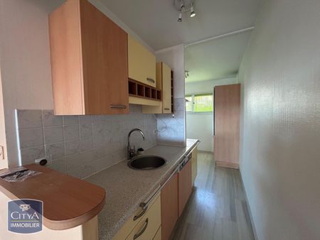 Location Appartement 3 pièces 70m² LA ROCHELLE 17000 - Photo 3
