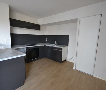 Location Appartement 3 pièces 64m² ST SEBASTIEN SUR LOIRE 44230 - Photo 2