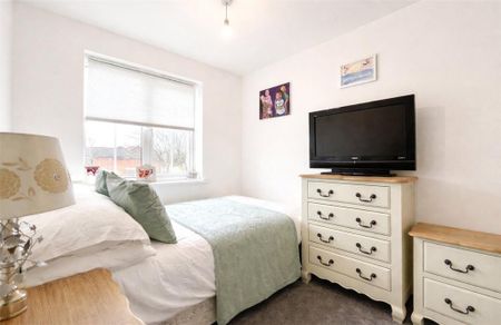 2 bedroom terraced house to rent - Photo 3