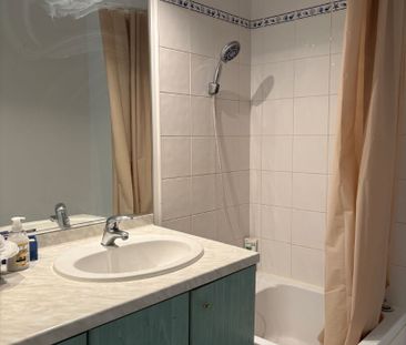 Location Appartement 2 pièces 42m² - Photo 3