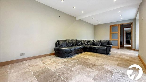 2 bedroom detached house to rent - Photo 1