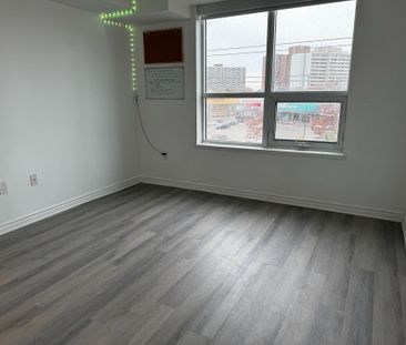 For Lease - 1 Falaise Road Unit# 321, Toronto, Ontario - Photo 3