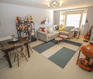 2 Bedroom Flat - First Floor - Photo 3