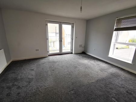 2 bedroom flat to rent - Photo 3