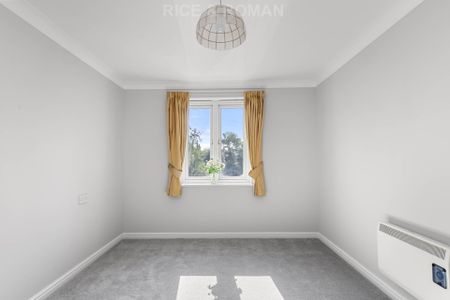 2 Bedroom Apartment, Bradbury Court – Raynes Park - Photo 3