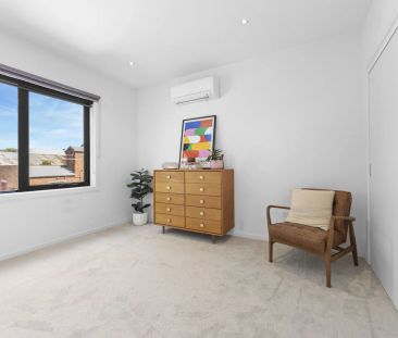 14/22 French Avenue, Northcote. - Photo 2