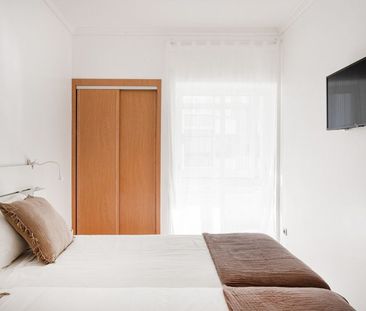 Rua Aquilino Ribeiro 18 - Photo 6