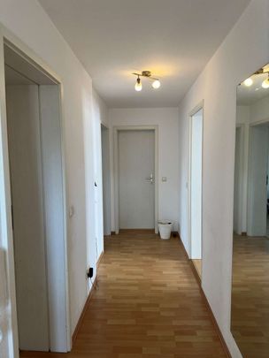 Tolle 3-Zimmer-Dachgeschosswohnung in der Weimarer Innenstadt! - Photo 1