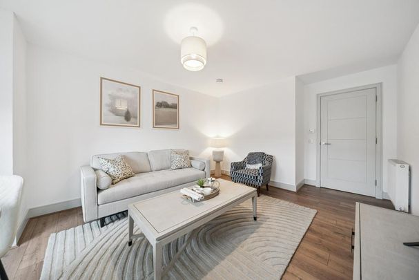 2 bedroom flat to rent - Photo 1