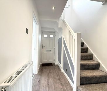 3 bedroom semi-detached house to rent - Photo 5