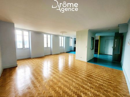 Location Appartement 5 pièces 116m² ST MARCEL LES VALENCE 26320 - Photo 2