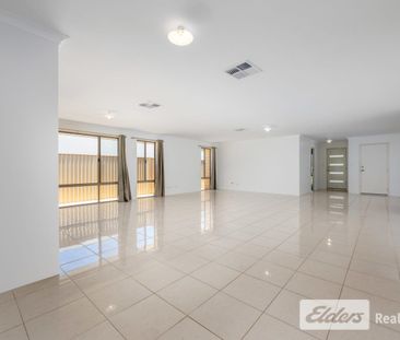 Comfortable Living in a Quiet Baldivis Location - Photo 2