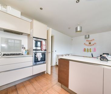 4 bedroom terraced house to rent - Photo 6