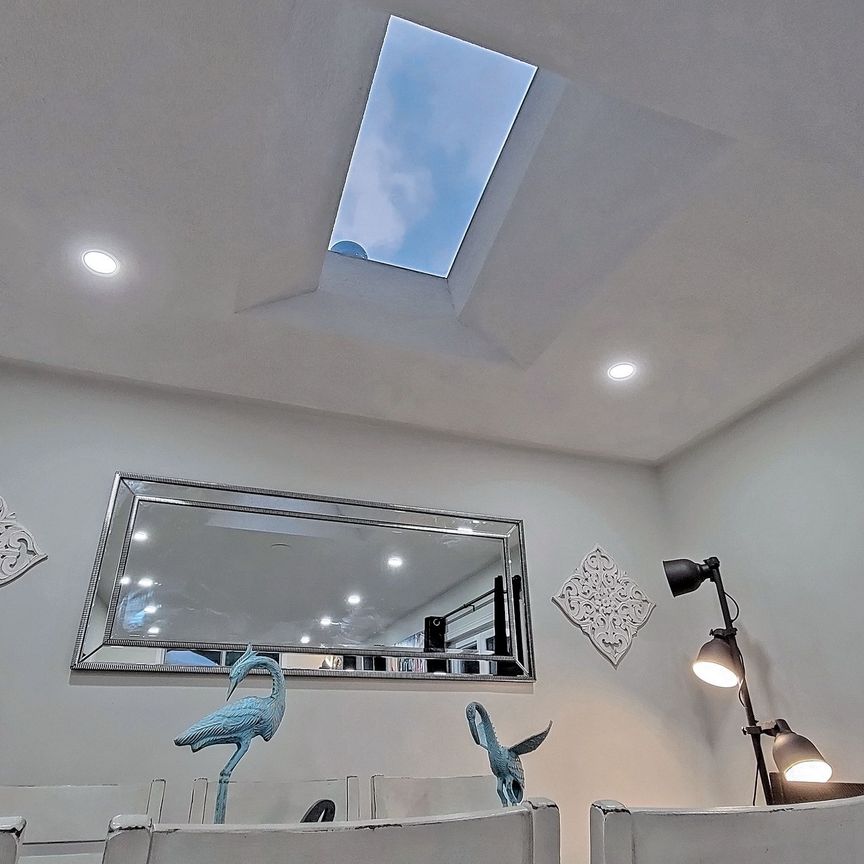 For Lease - 27 Hill Drive, Aurora, Ontario - Photo 1