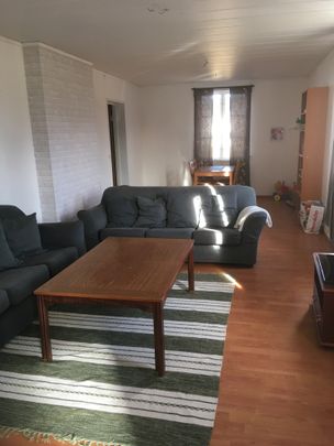 Frötuna, Fellingsbro - Foto 1