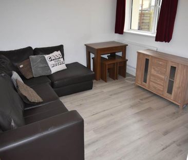4 bedroom house to rent - Photo 2