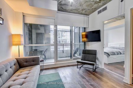 Carnaby Lofts 20 , #704 - Photo 3