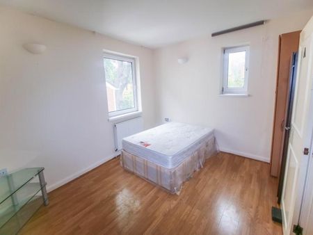 3beds Apartment - Photo 5